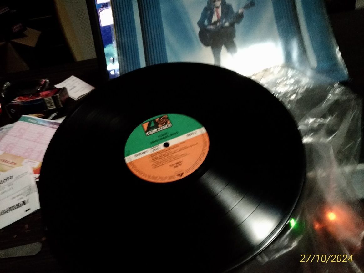 Ac/dc disco imaculado!