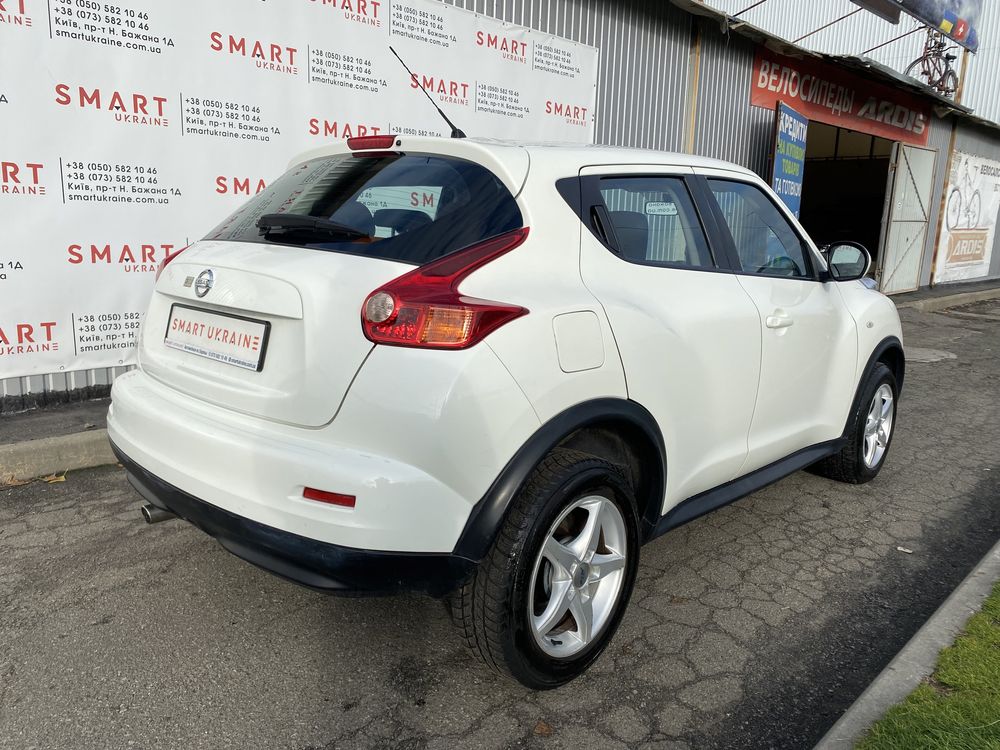 Nissan Juke 1.6 i automat з Швейцаріі