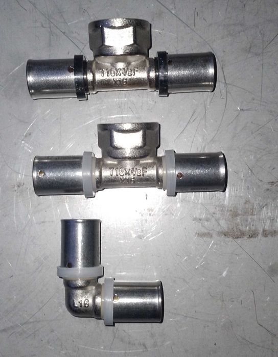 Złączka PEX 25mm x 3/4. Złączka 16x1/2