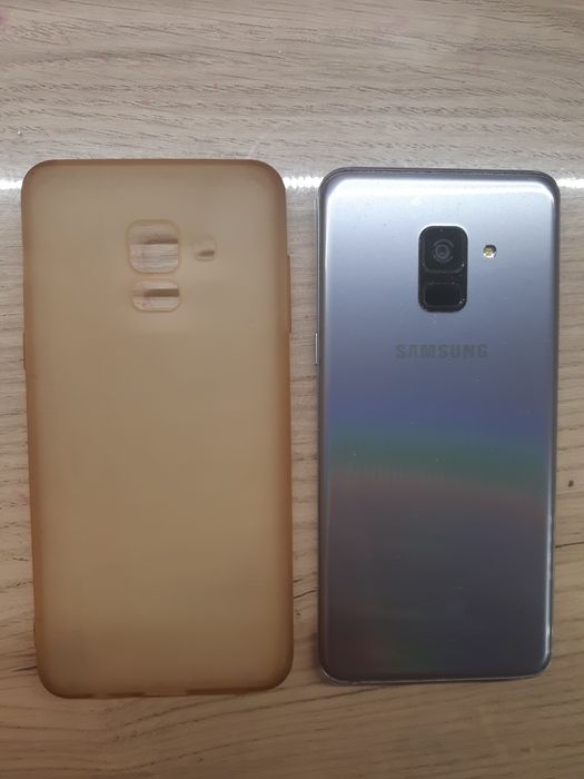 Смартфон Samsung A8 (2018) SM-530F