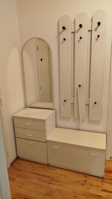 Zestaw mebli do przedpokoju 50 zł