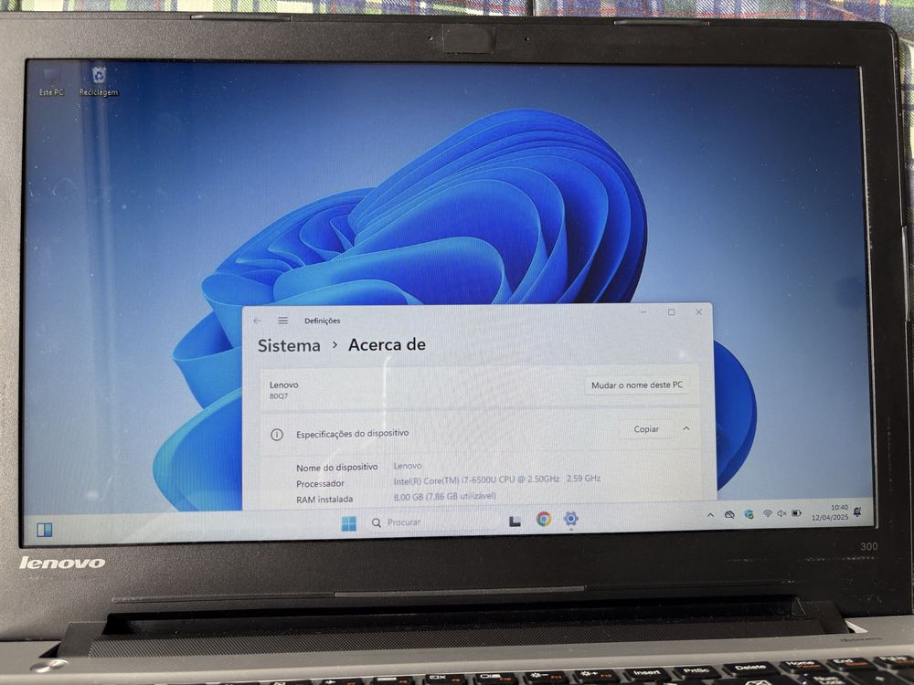 Portátil Lenovo ideapad 300-15ISK i7 8GB