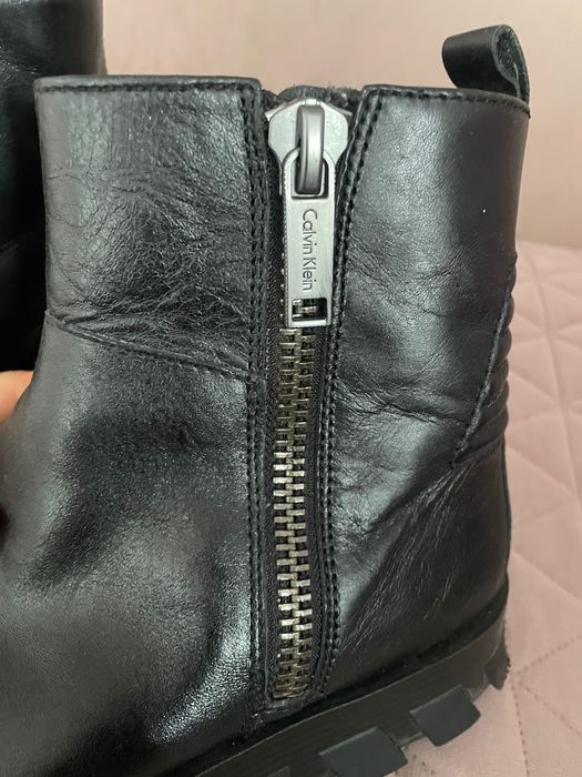 Calvin Klein, eleganckie czarne buty, Rozm. 43