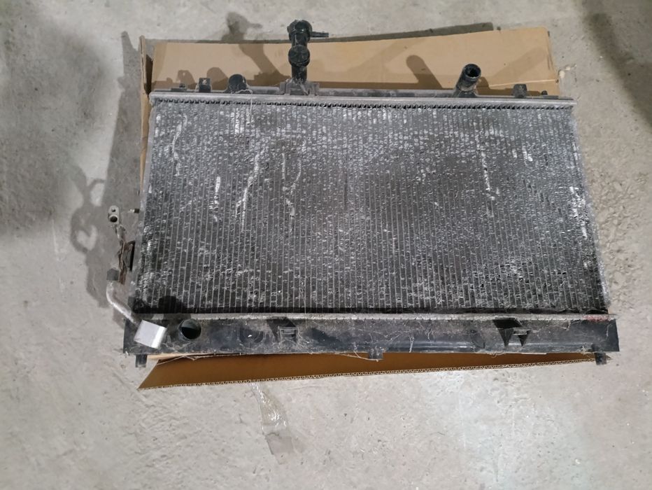 Радіатор до Мазда 6