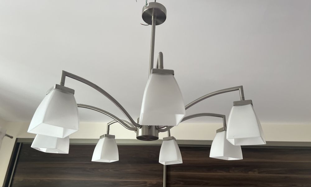 Żyrandol siedmioramienny. Lampa sufitowa
