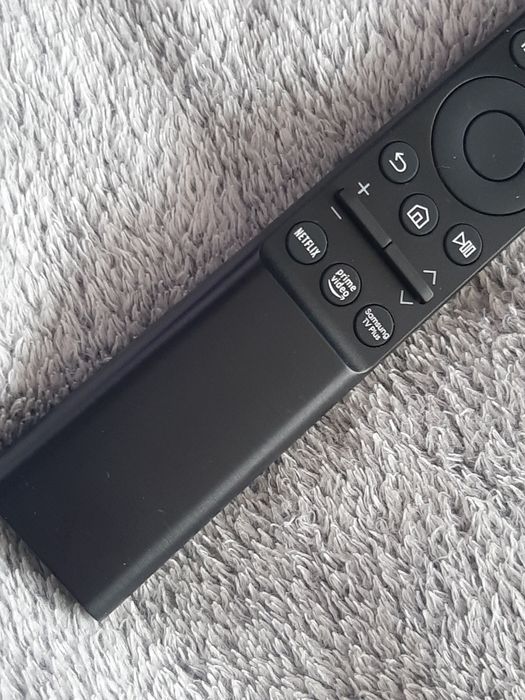 Samsung nowy pilot do każdego TV OLED LED LCD QLED