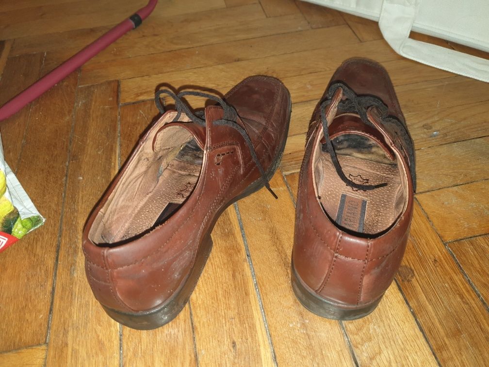 Pantofle skórzane r. 41