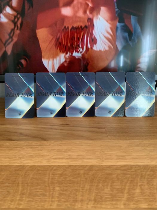 TWICE “ready to be” photocards