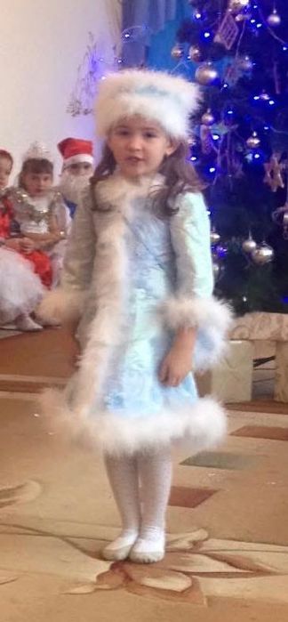 Новорічний костюм сніжинки / зими/ снігурочки