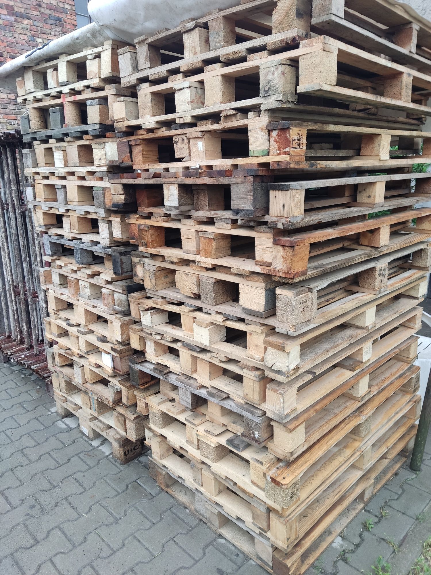 Palety drewniane euro 80x120cm do wysyłki na magazyn itp