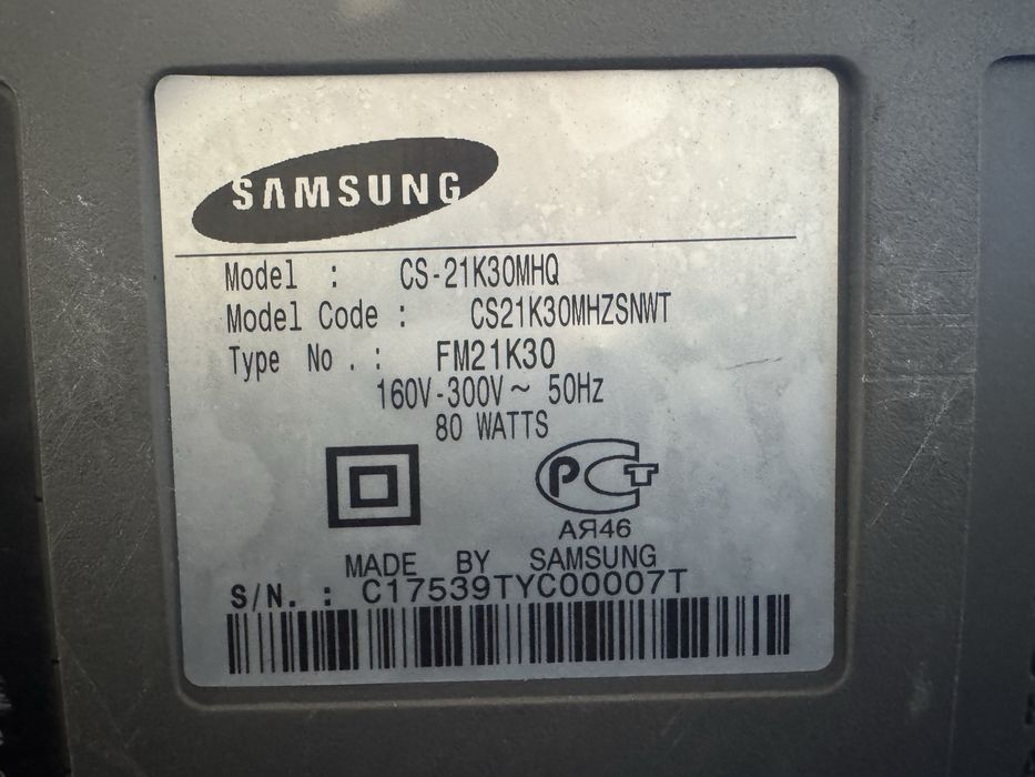 Телевізор samsung у абсолютно побочому стані