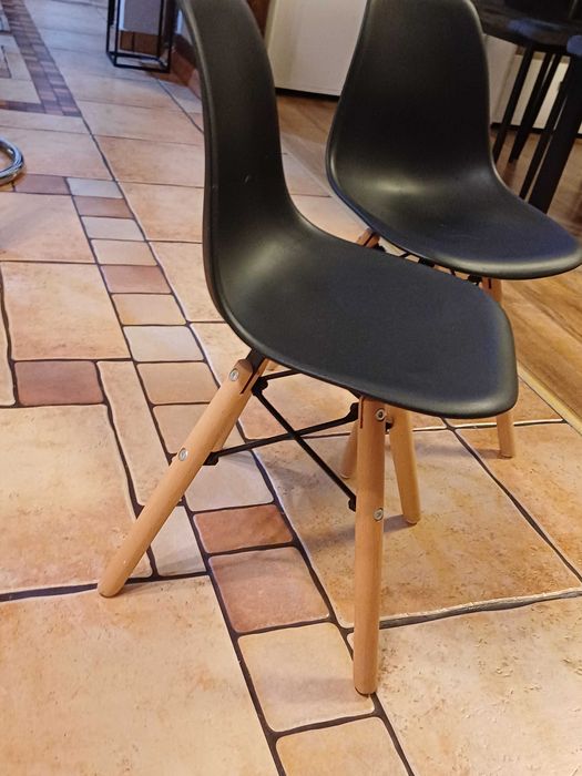 Krzesełka skandynawskie kpl