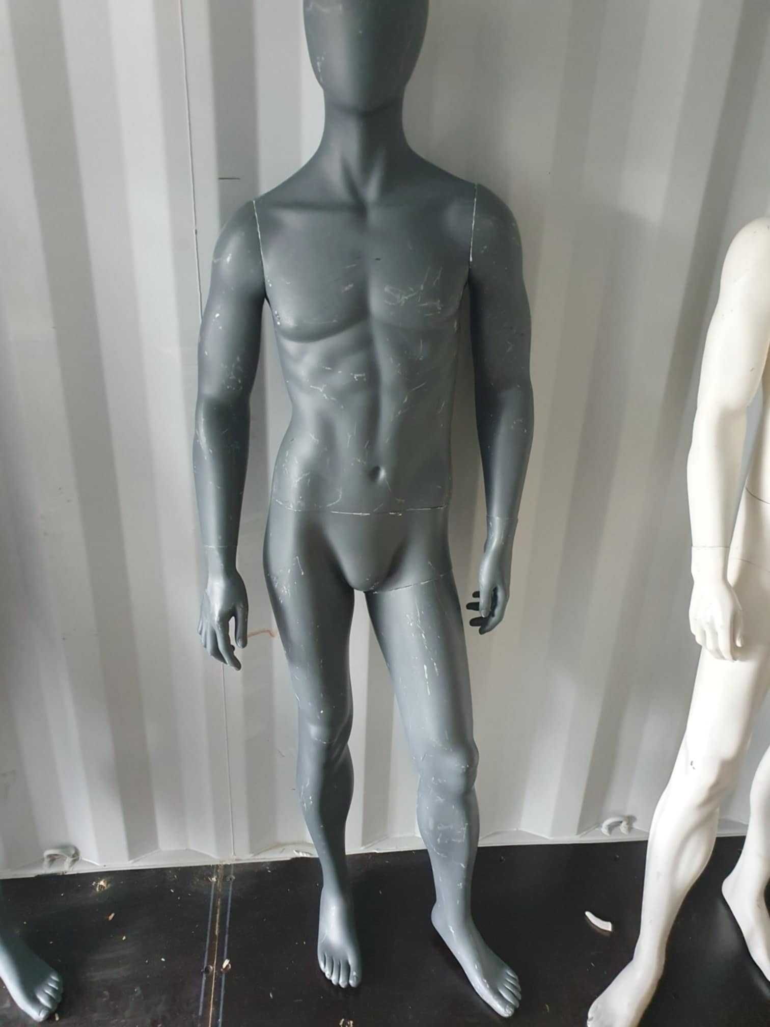 Uzywany Manekin Meski Szary 180 cm wysokosc w pelni sprawny
