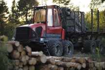 Forwarder Komatsu 875