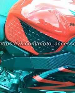 Захисні наклейки  -соти на бак мотоцикла під коліна (чорні та прозорі)