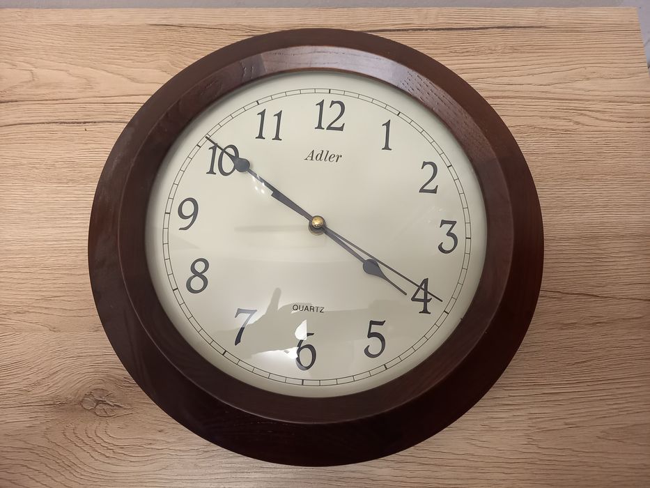 zegar na ścianę drewniany brązowy zegar ścienny Adler unikat