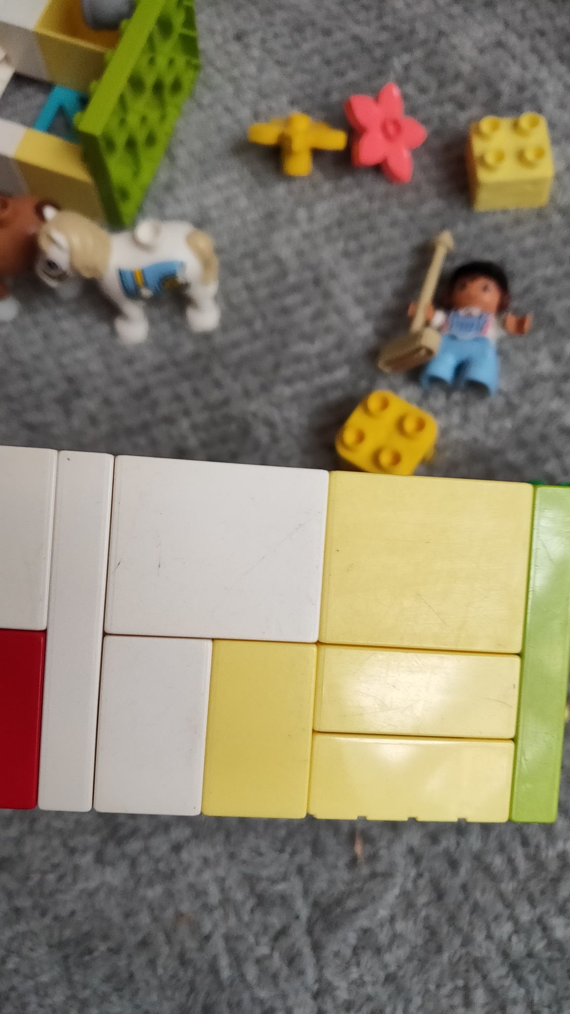 Klocki LEGO Duplo 10951 konie