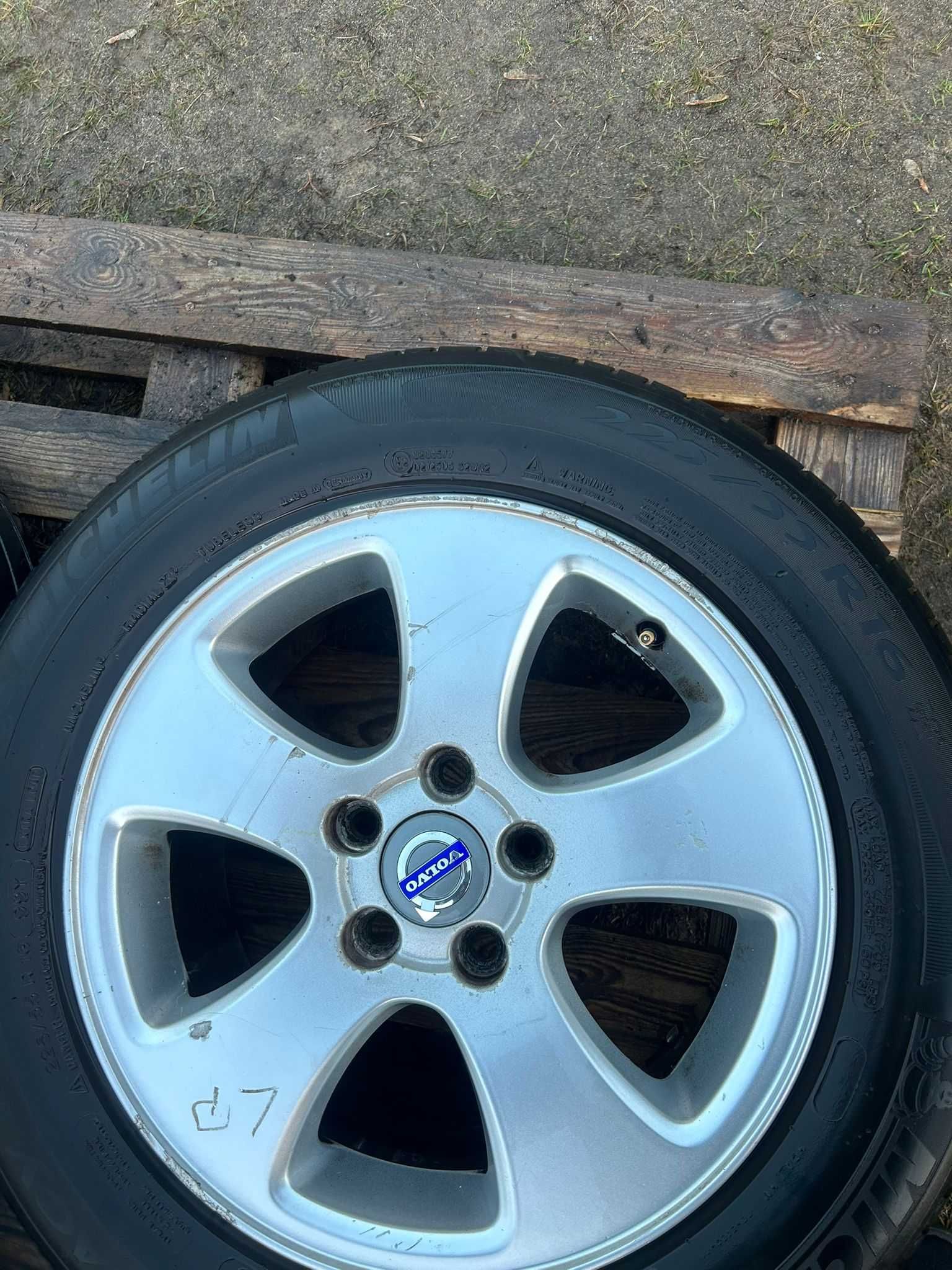 Felgi z oponami Volvo 16" 5x108