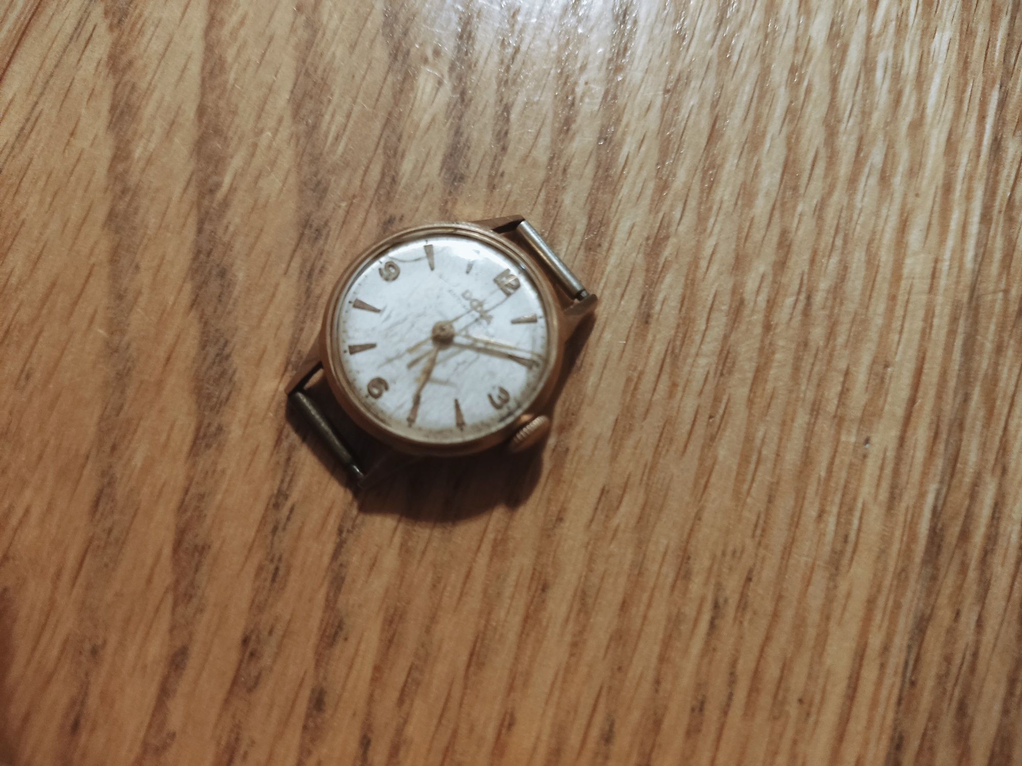 Zegarek Doxa Antimagnetic