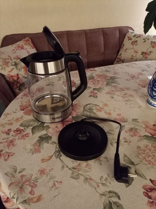 Электрочайник Tefal Glass Kettle KI605830
51