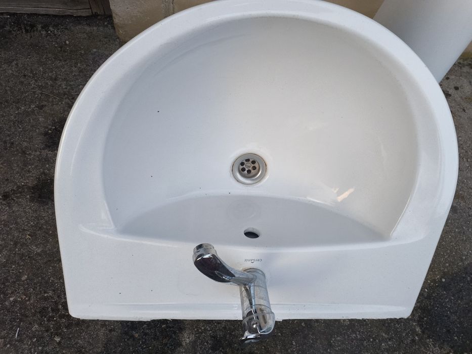 Umywalka Cersanit bateria Kfe