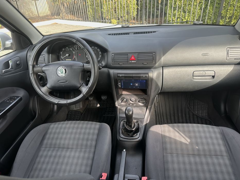 Skoda Octavia 1.6Капсула Часу В Оригінальному  СТАНІ! Стан НОВОГО АВТО