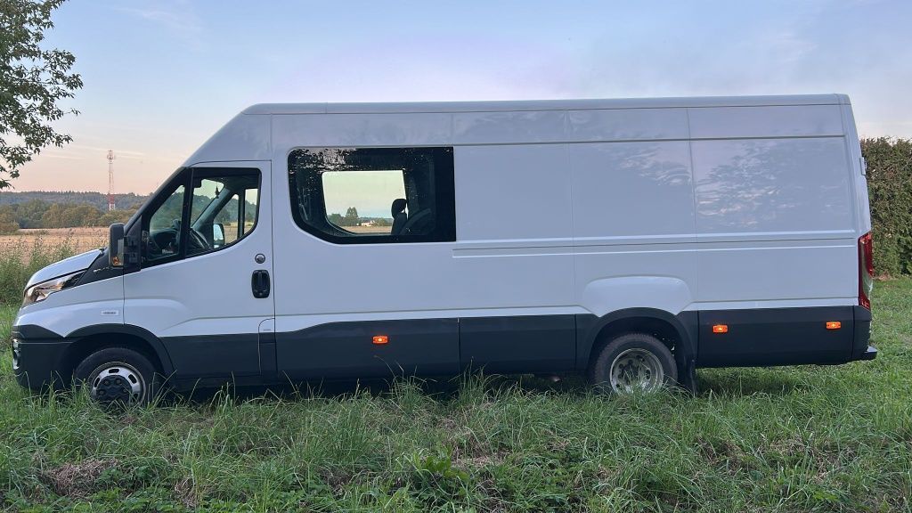 Iveco Daily brygadowka automat 18r sprowadzony