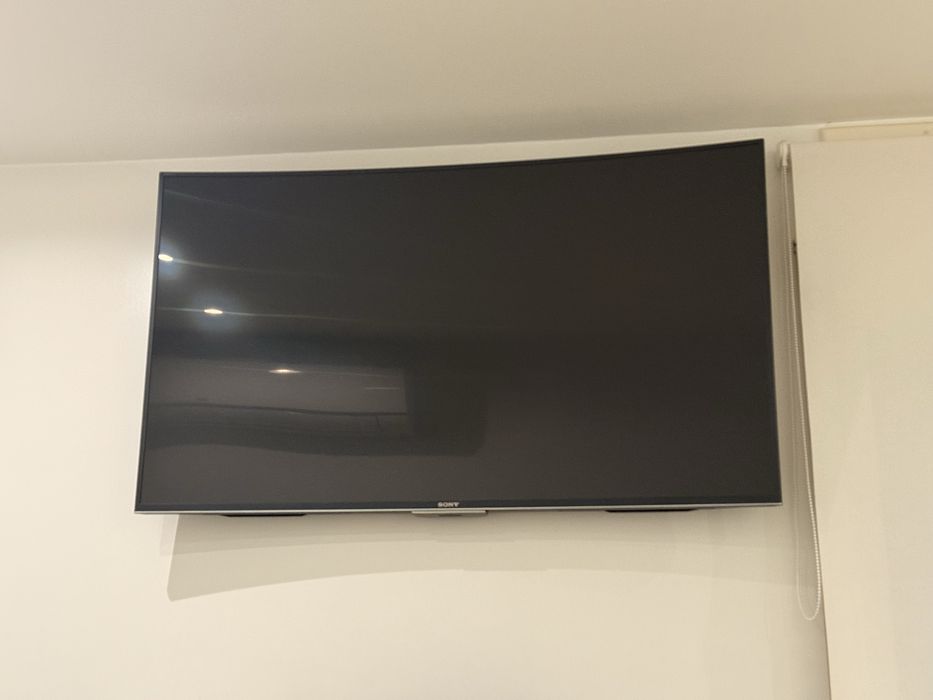 TV 55” SONY Écran curvo