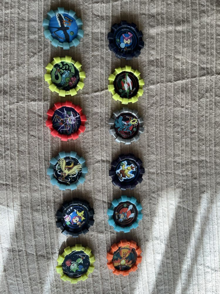 Vendo tazos dos pokemons