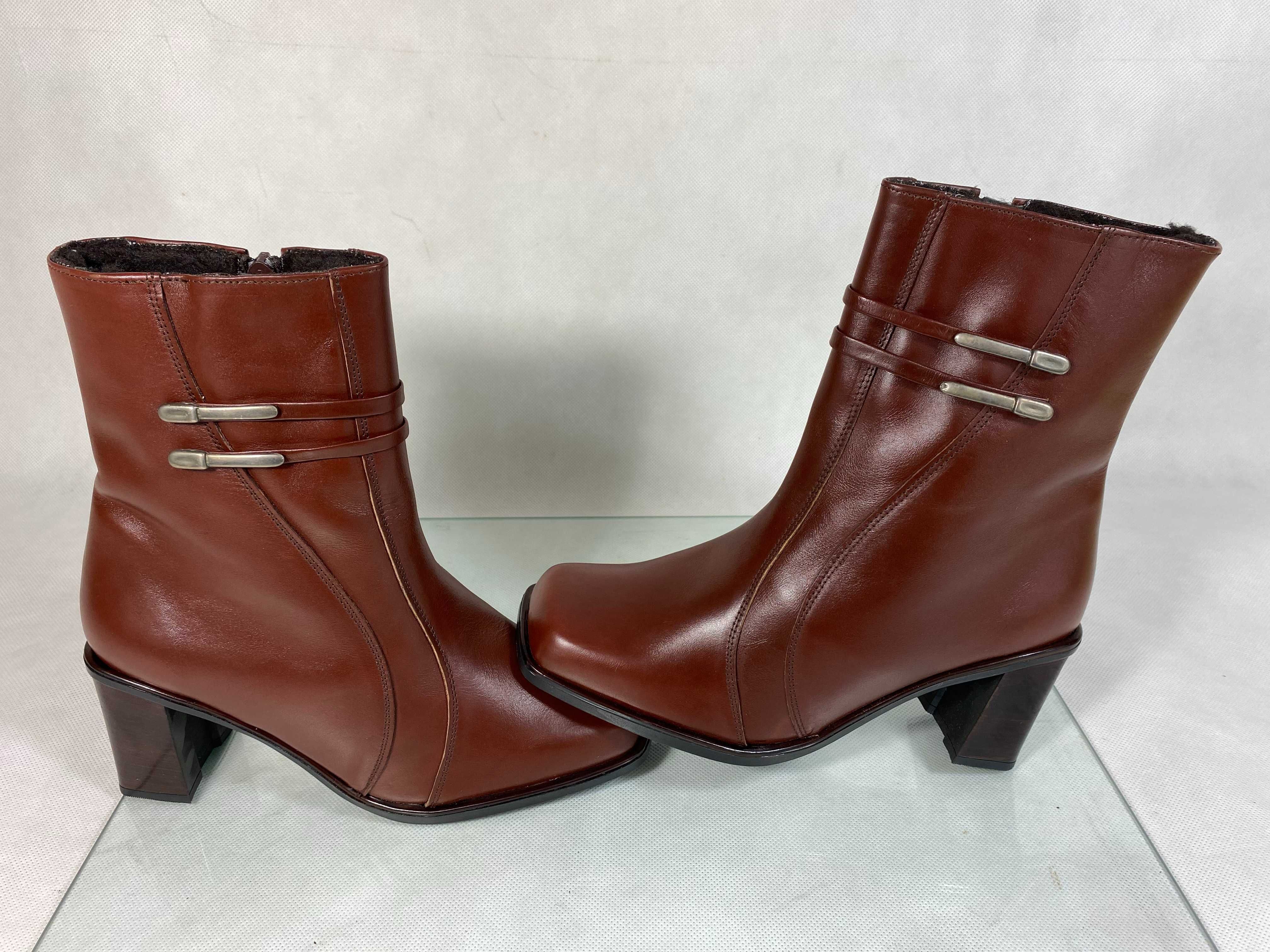 Buty Kozaki Damskie Skórzane Sztyblety Botki Zimowe na Obcasie