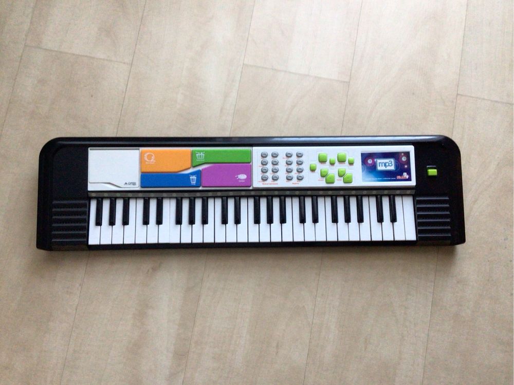 Keyboard Simba, pianinko , perkusja , mp3