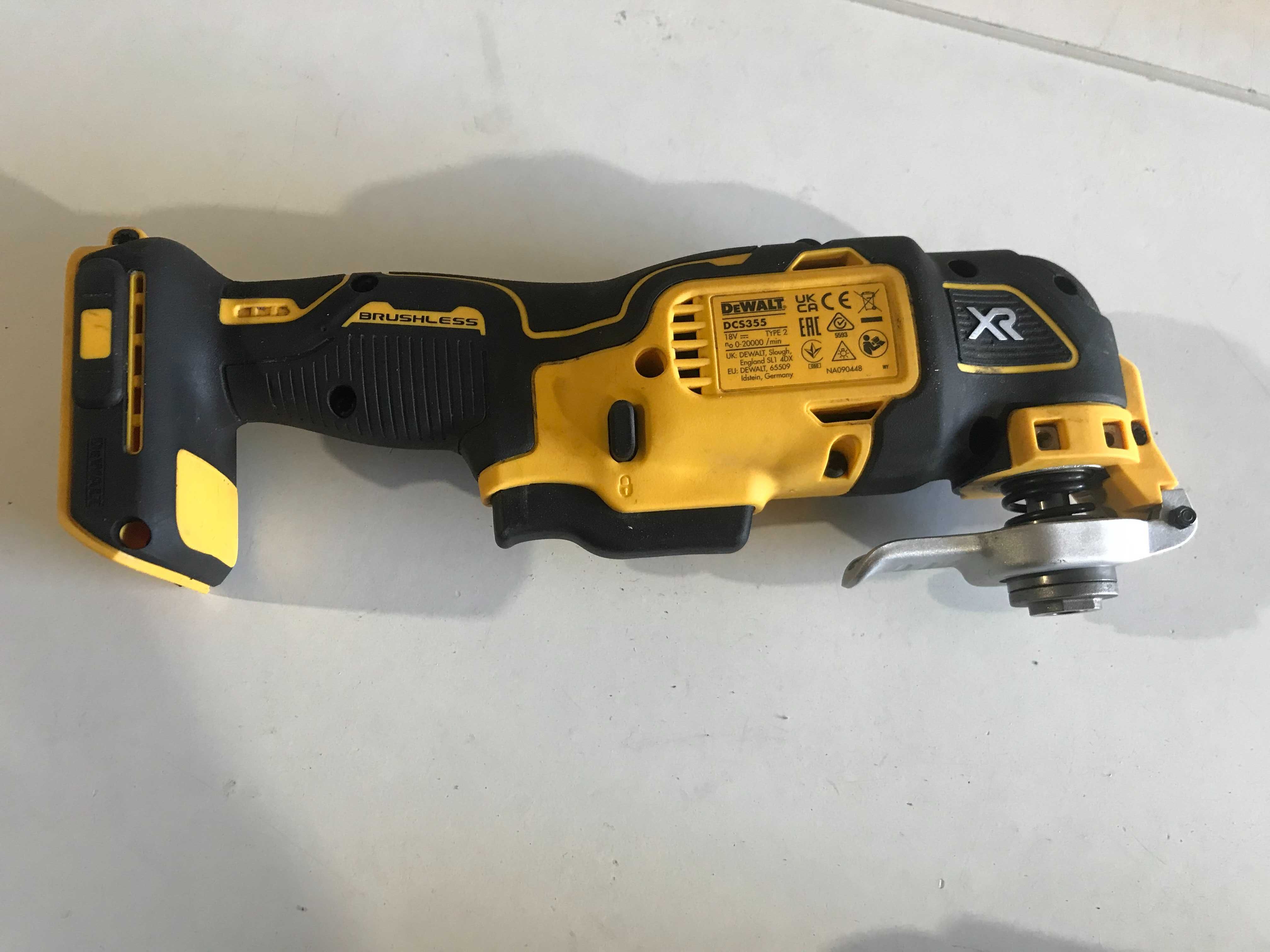 Акумуляторний реноватор DeWALT DCS355 з Англії