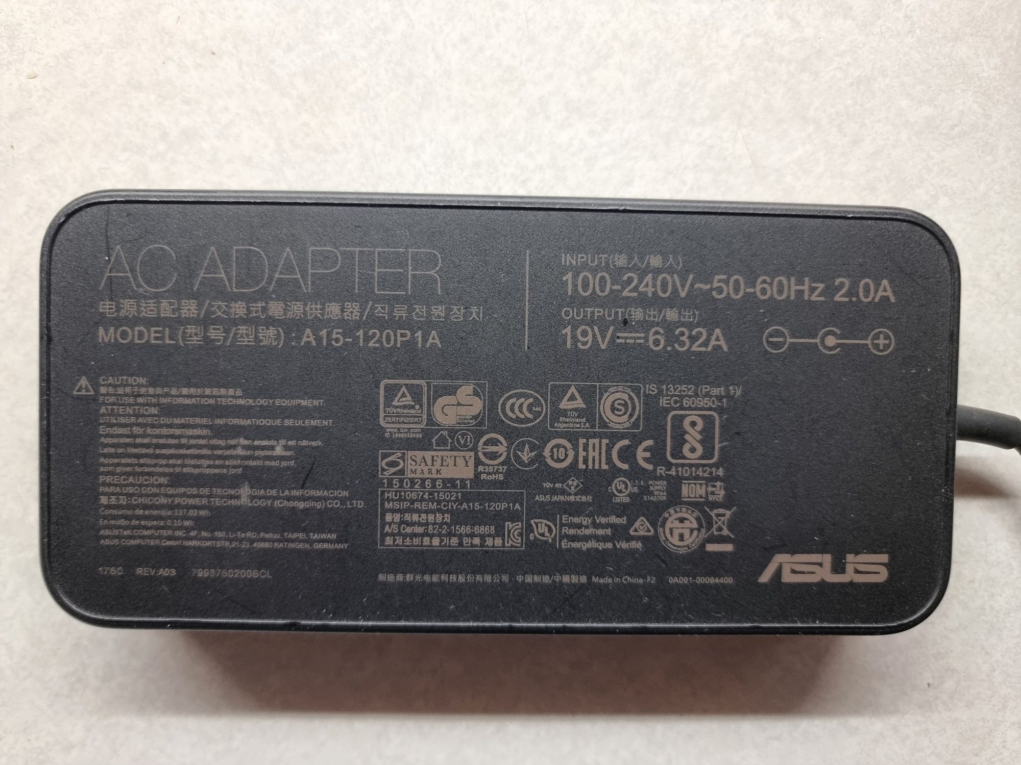 Asus N580 (Core i5/16 RAM/GTX1050/SSD256 Gb/Hdd 1Tb))