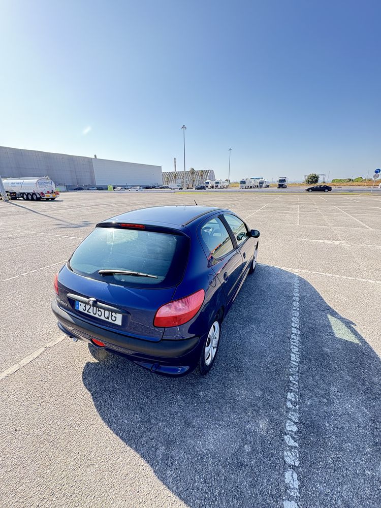 Peugeot 206 1.2 – 2000 – 65cv