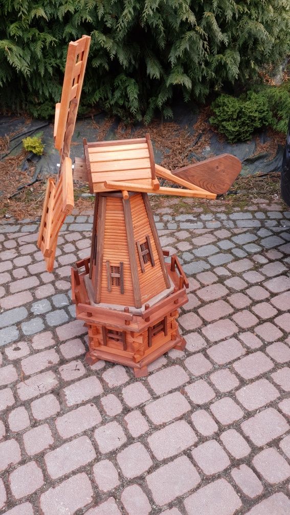 Wiatrak ogrodowy duży 130cm