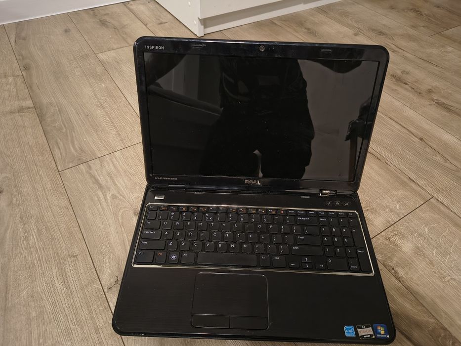 Laptop Inspiron M5110