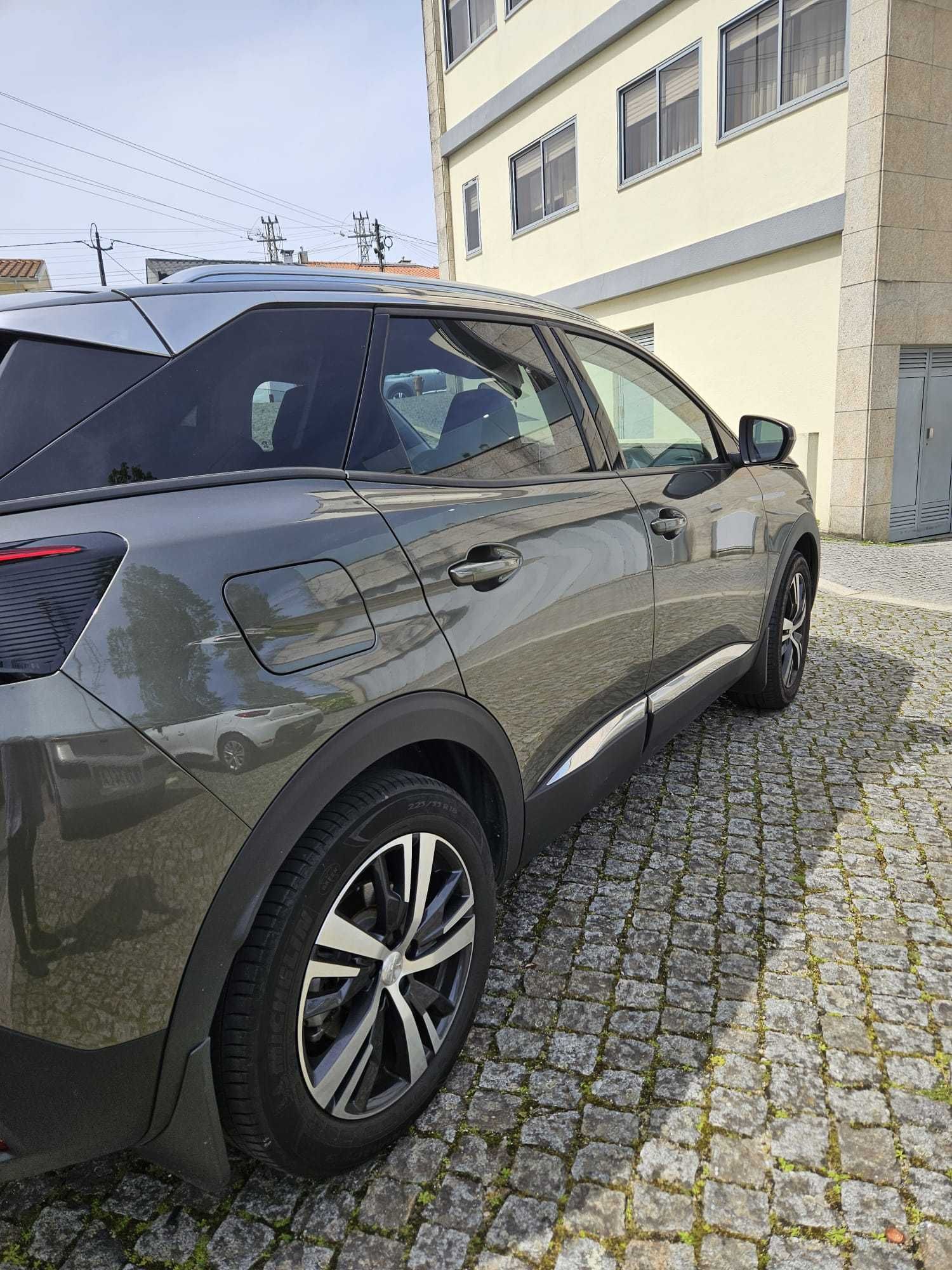 Peugeot 3008 1.2 PureTech Allure Pack