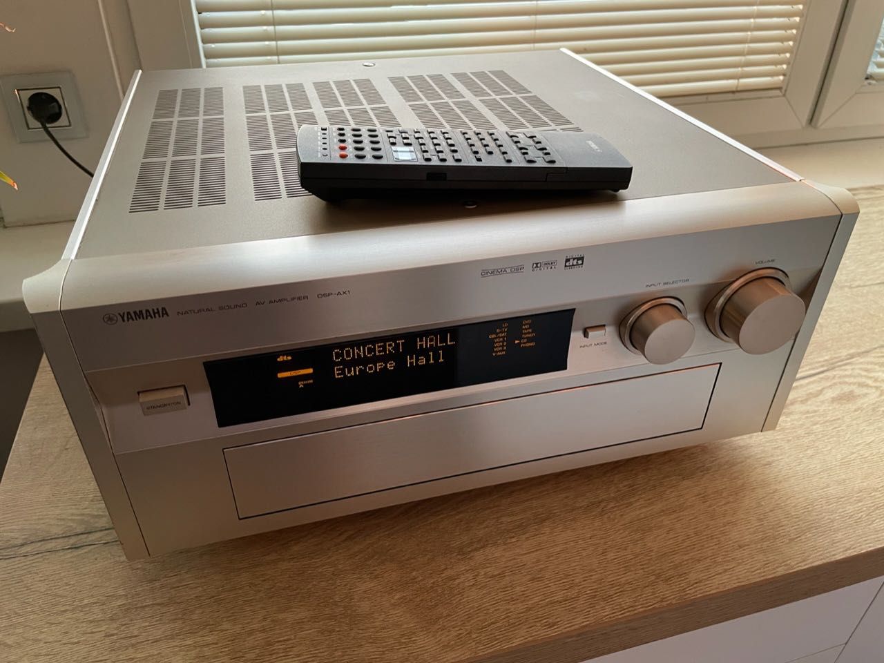 amplituner AV Natural Sound YAMAHA DSP – AX1 z pilotem!