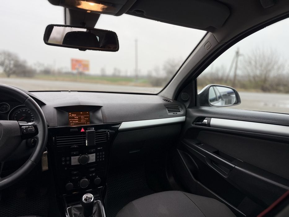 Продам Opel Astra H Дизель 1.9. 2010рік