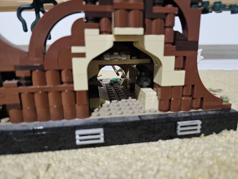 Zestaw Lego Star Wars 75330 Dagobah Diorama