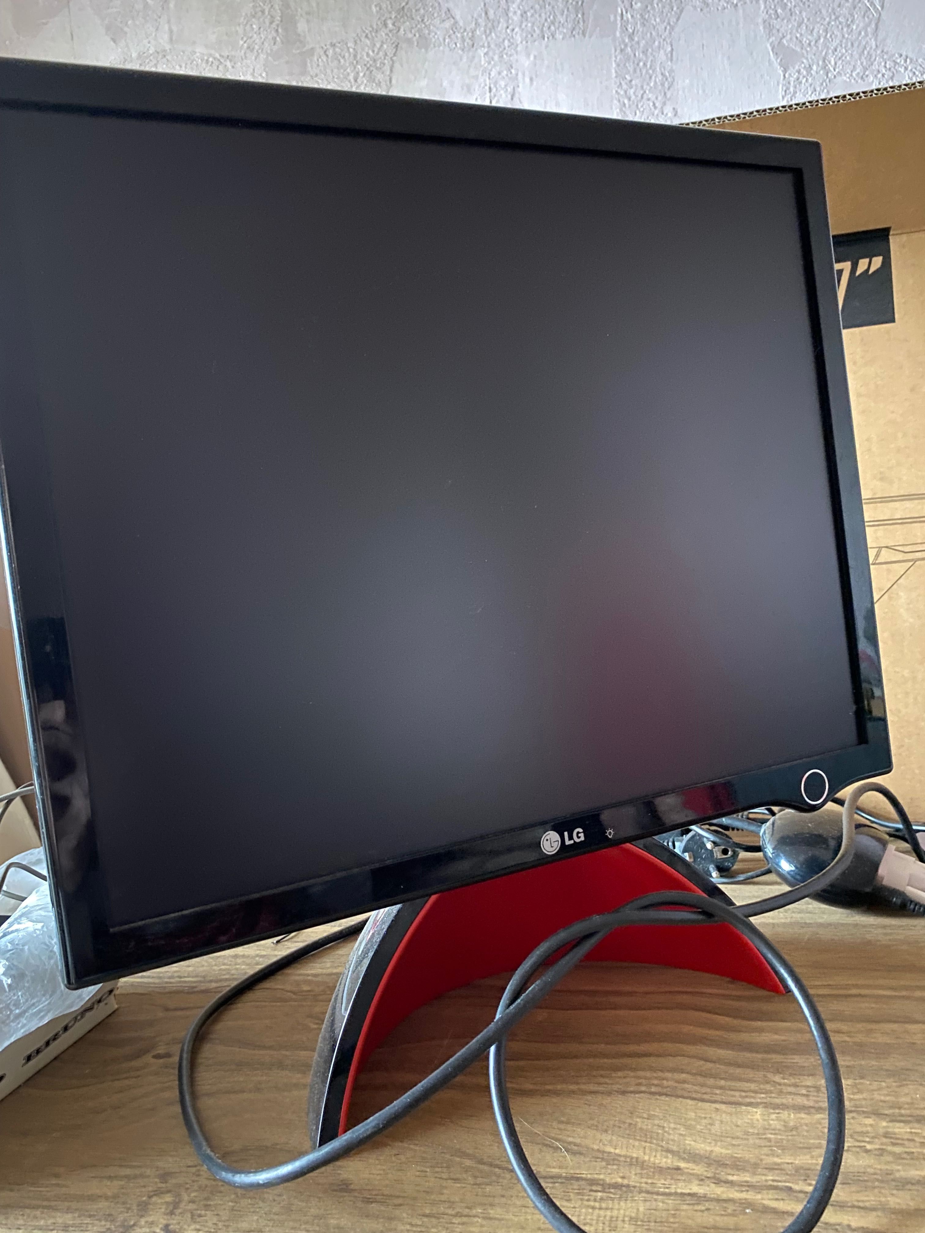 Продам монитор LG