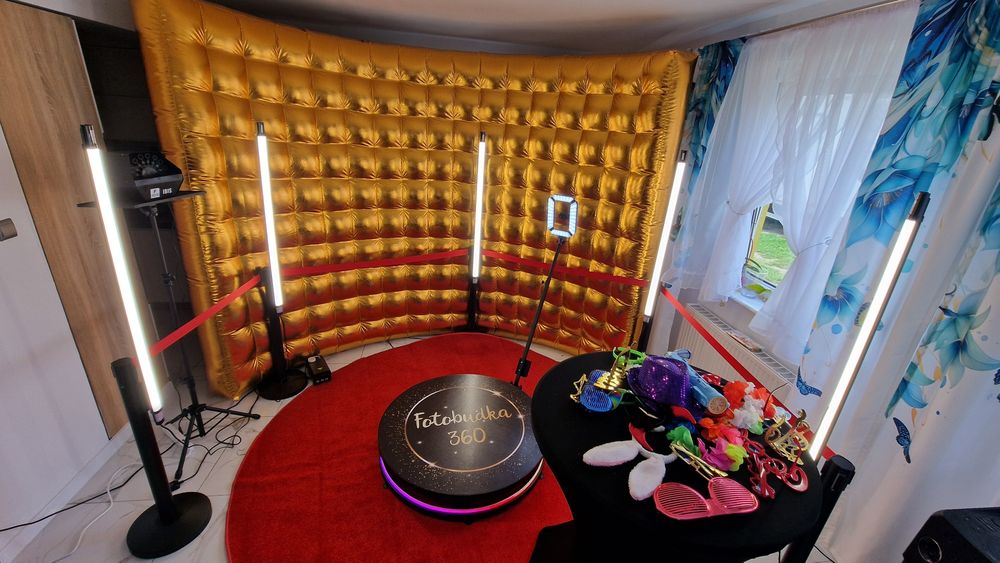 Fotobudka 360 na wesela ,urodziny i nie tylko