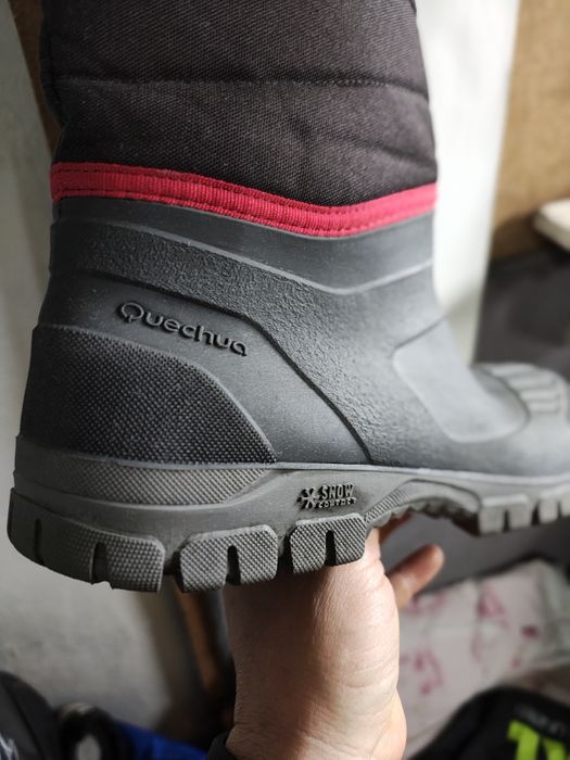 Śniegowce Quechua stan nowych butów. Rozmiar 43