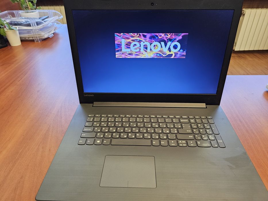 Lenovo 17 320, 4415u, 12gb ddr4, 250ssd