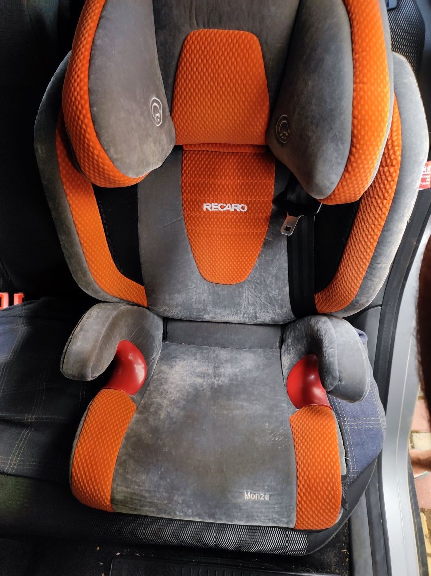 Дитяче автокрісло Recaro Monza Nova