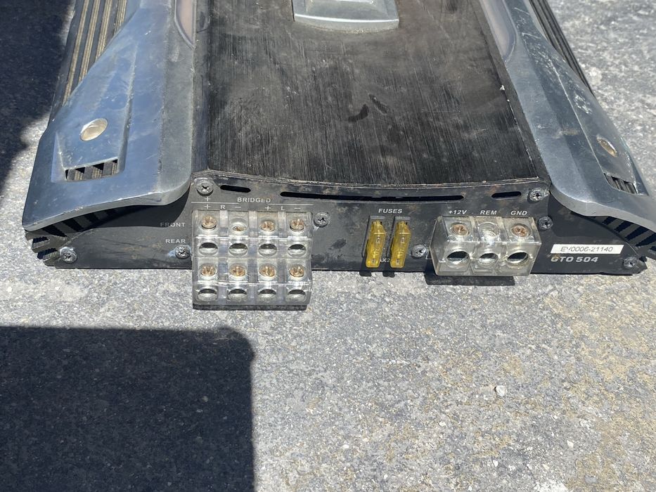 JBL Amplificador GTO 504