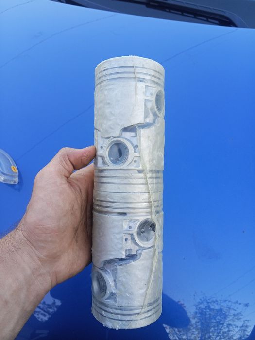 Продам новые Поршни ваз