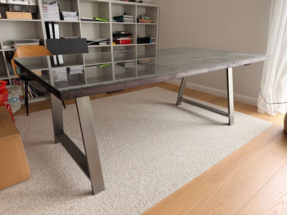 Czarny stol lub biurko 200/114/3,5