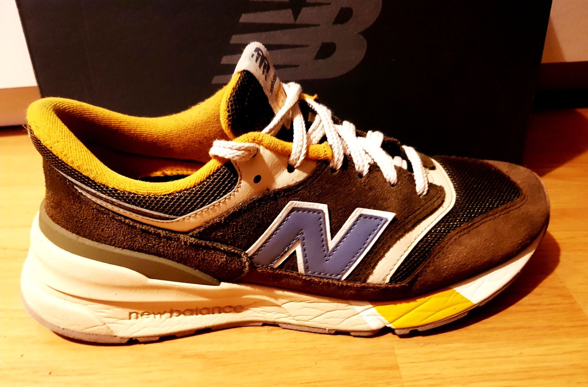 Tênis New Balance 997R tam 43