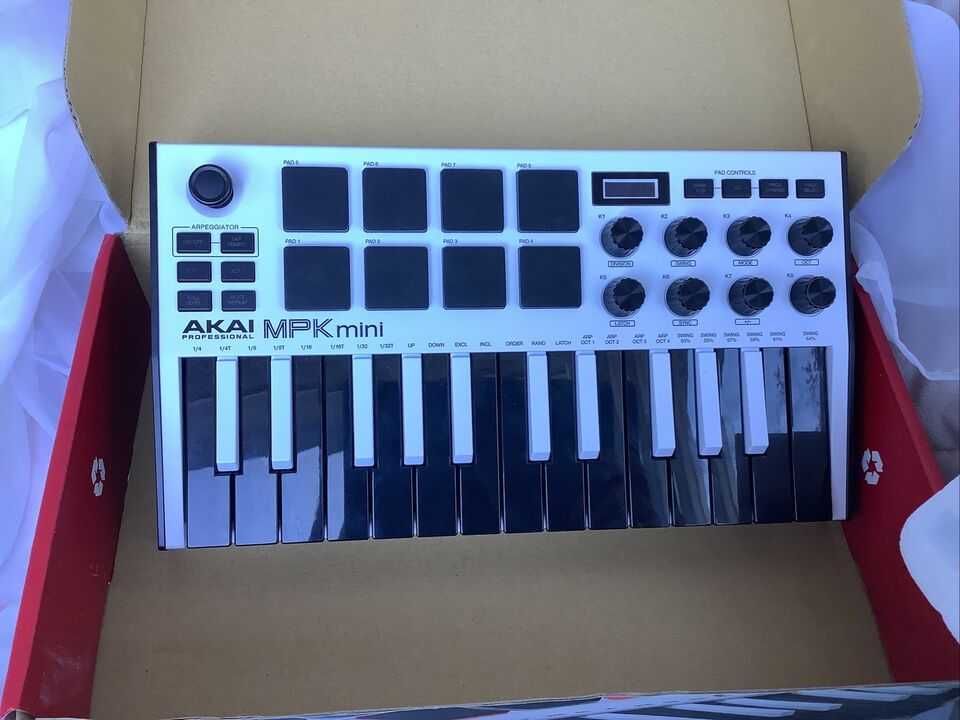 akai mpk mini mk3 midi клавіатура контролер mpc